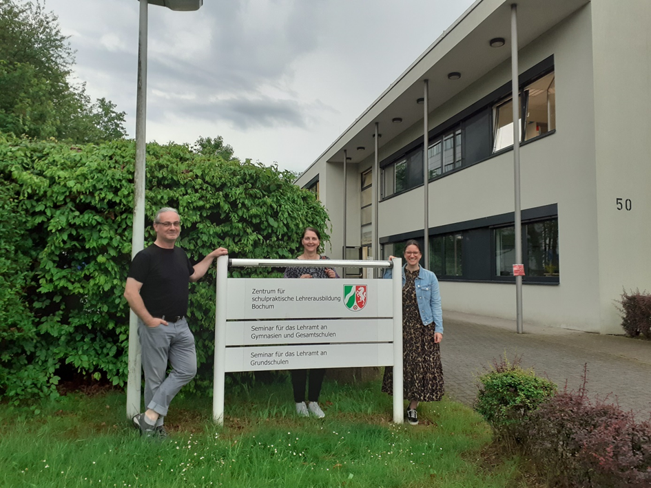 (v. links) P. Imgrund (PFK) S. Limberg (PAP) & S. Roetzel & (PFK) von „Kurve kriegen“ Bochum beim Zentrum für schulpraktische Lehrerausbildung in Bochum